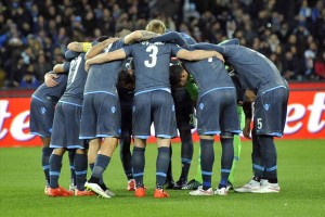 Coppa Italia- Napoli-Inter squadra in cerchio