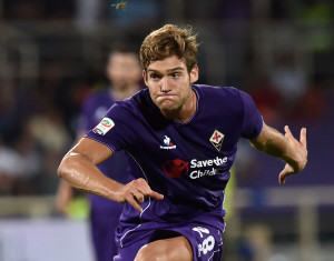 FLORENCE, ITALY - AUGUST 23: Marcos Alonso of Fiorentina celebrates after scoring the opening goal during the Serie A match between ACF Fiorentina and AC Milan at Stadio Artemio Franchi on August 23, 2015 in Florence, Italy. (Photo by Giuseppe Bellini/Getty Images)