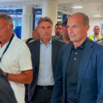 Massimiliano Allegri a Napoli: l’arrivo a Capodichino e la presentazione al San Carlo