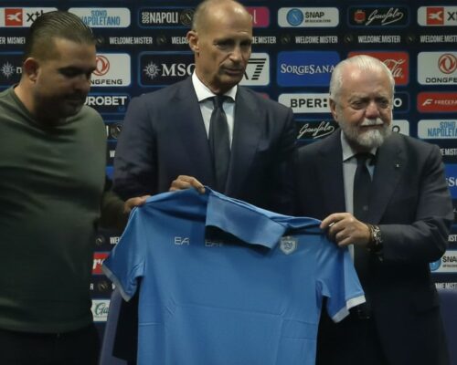L’EDITORIALE – Allegri al Napoli, il ritorno dello showman De Laurentiis e la svolta aziendalista
