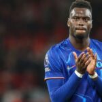 Napoli, c’è ancora distanza per Badiashile