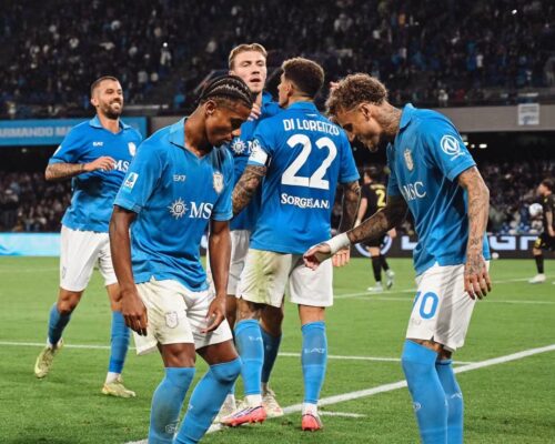 OBIETTIVO NAPOLI – Il Napoli di Allegri travolge il Frosinone: nuova veste tattica e lo spirito giusto